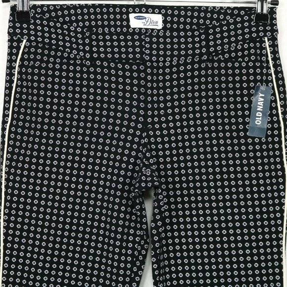 Old Navy The Diva Cropped Skinny Pants Black White Floral Stretch‎ 4 - Picture 6 of 12
